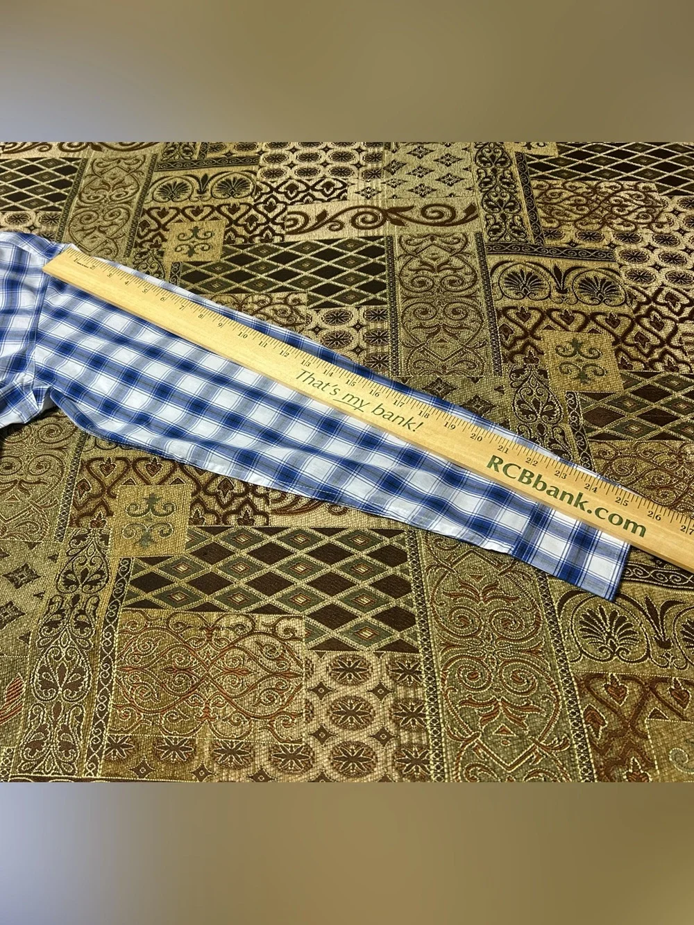 Wrangler Blue and White Plaid Button-Down Shirt